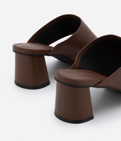 Sandalia en Cuero con Tacón Bloque 5