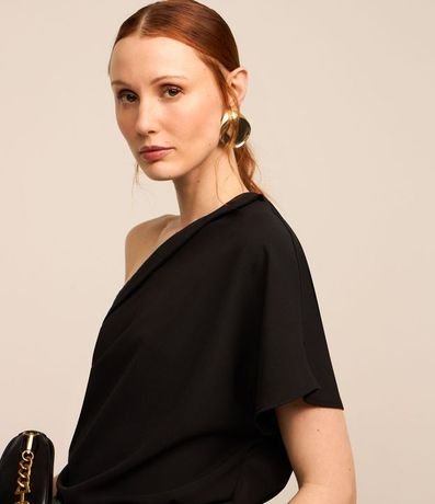 Blusa Hombro Solo en Crepé con Escote Degagê 3