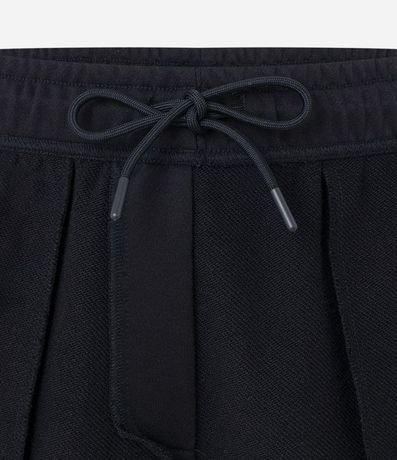 Bermuda en Tela French Terry con Bolsillo Cargo 7