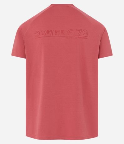 Remera Regular Deportiva en Tecnologia Dry con Estampa Alto Relieve 6
