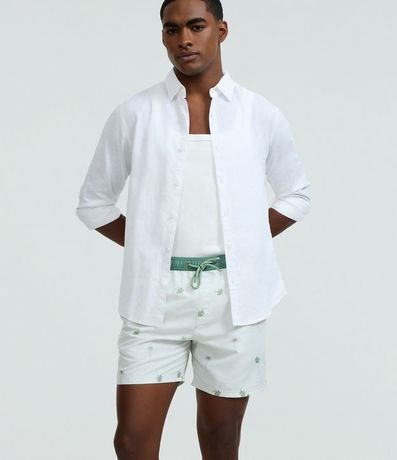 Bermuda en Microfibra con Cintura Contrastante Textura y Estampa de Cocoteros 3