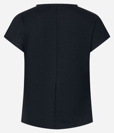 Blusa en Tela Texturizada con Detalle Delantero en la Cintura 8