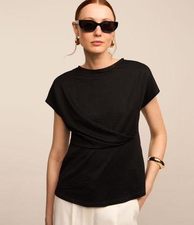 Blusa en Tela Texturizada con Detalle Delantero en la Cintura 3