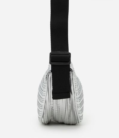 Bolso Media Luna Mediana Metalizada con Correa de Gross 5
