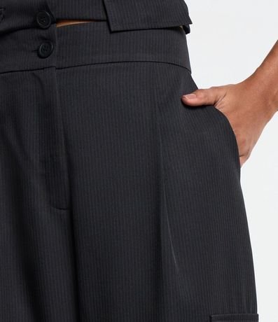 Pantalón Recto Sastrería con Raya de Tiza y Bolsillos Cargos 4