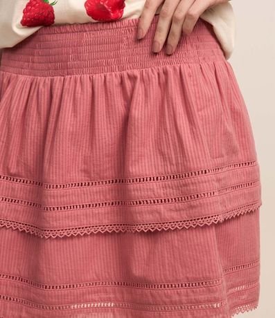 Pollera Corta de Batista con Babados y Pliegues 4