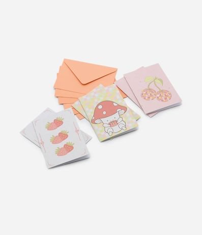 Kit 06 de Tarjetas y Envelopes en Papel con Estampa Cogumelos y Morangos