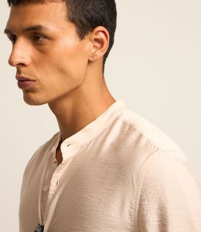 Camisa Slim en Viscolino con Cuello Padre y Textura 4