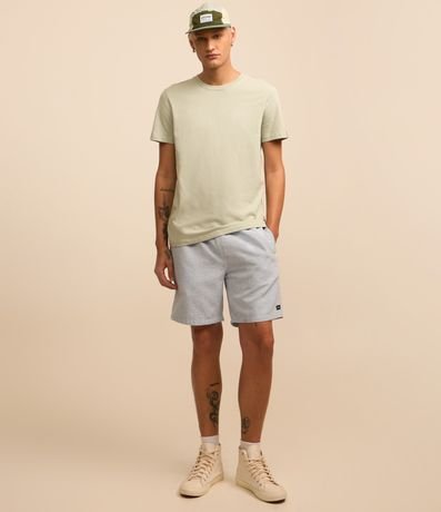 Remera Comfort Básica en Media Malla con Textura y Manga Corta 2