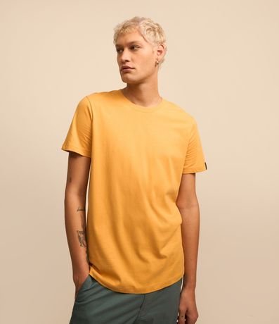 Remera Comfort Básica en Tejido Texturizado 2