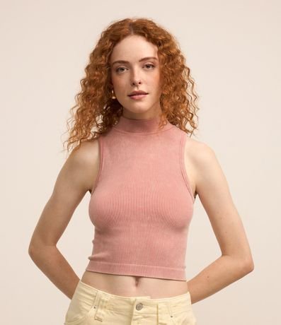 Blusa Cropped Sin Manga en Poliamida Seamless y Cuello Alto