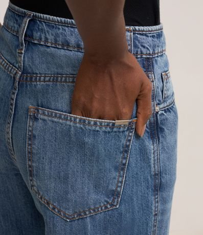 Pantalón Recto en Jeans con Cintura Mediana 5