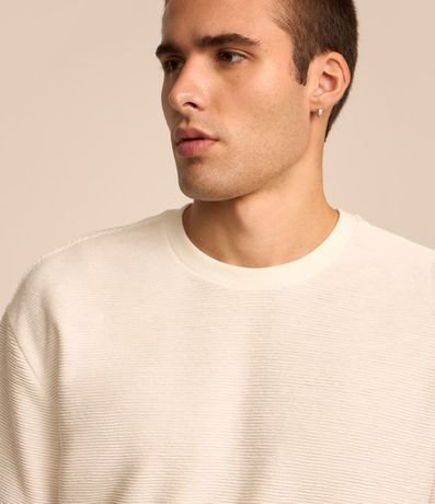 Remera Relaxed Soft con Cuello Redondo 3