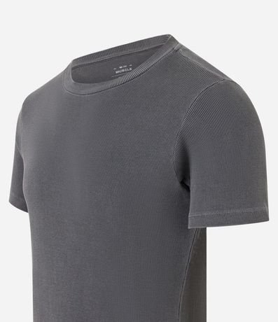 Remera Muscle Rib Desteñida con Textura Acanalada 5