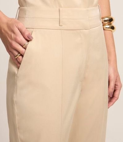 Pantalón Recto sastrería en Viscosa con Recorte y Fenda 4