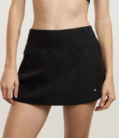 Short Pollera Deportiva con Recorte en Red 2