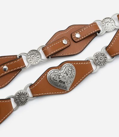 Cinturón Estrecho en PU con Eslabones y Detalle en Corazón 3