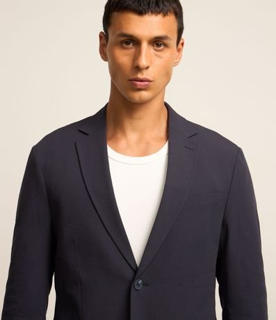 Blazer en Ana Ruga con Textura y Cuello con Solapa 3