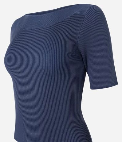 Blusa Básica de Punto con Escote Bote 6