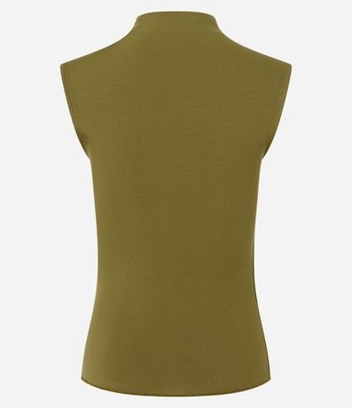 Blusa en Viscosa con Cuello Alto y Textura Acanalada 7