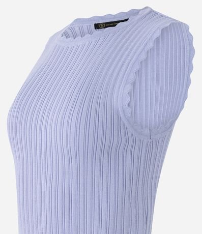 Blusa sin Manga en Punto Acanalado con Detalle Ondulado 6