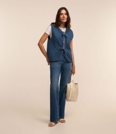 Pantalón Recto Comfort en Jeans con Bolsillos y Frisos