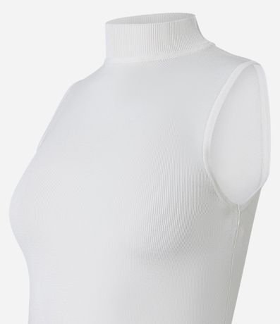 Blusa en Punto Leve con Cuello y Textura Acanalada 10