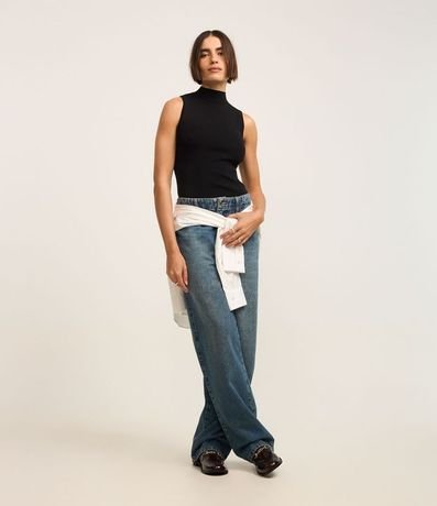 Blusa en Punto Leve con Cuello y Textura Acanalada 2