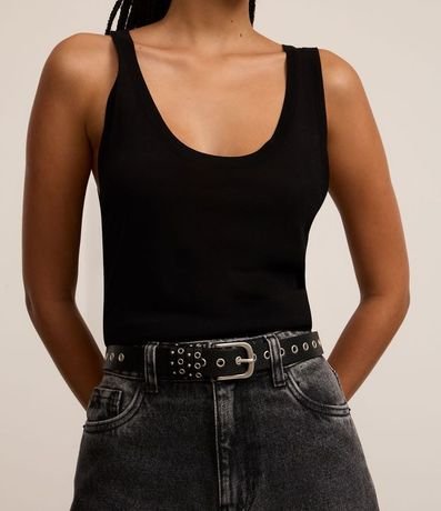 Cinturón Mediano en PU con Detalles de Trabillas Ojales Metalizados