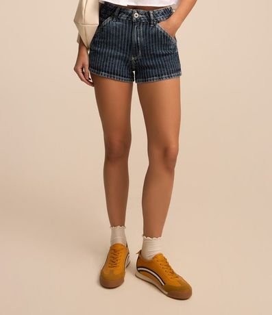 Short Cintura Alta en Jeans Rayado con Hilos Tintos 3