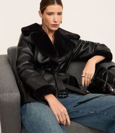 Blazer en PU con Cinturón con Hebilla y Pelos en el cuello y Puño 8