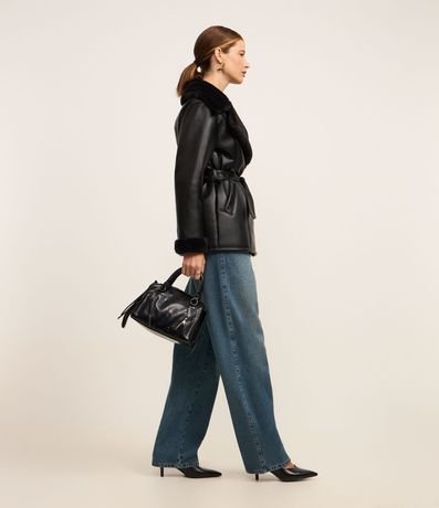 Blazer en PU con Cinturón con Hebilla y Pelos en el cuello y Puño 4