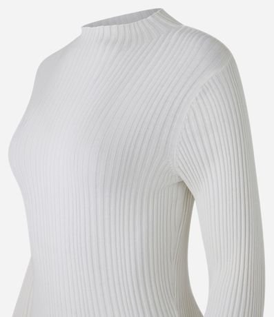 Blusa en Punto con Cuello Alto 5