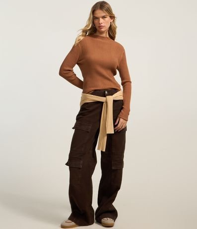 Blusa en Punto con Cuello Alto 2