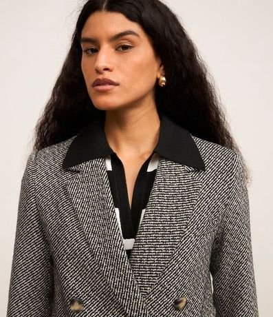 Blazer en Tweed Traspasado con Bolsillos Cargo 5