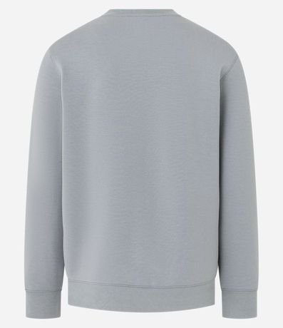 Buzo Deportivo con Etiqueta Aplicada 6