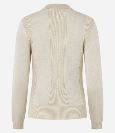 Blusa en Viscosa con Cuello V y Solapa 10