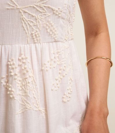 Vestido Midi de Batista con Bretel Ancho y Bordado Floral 4