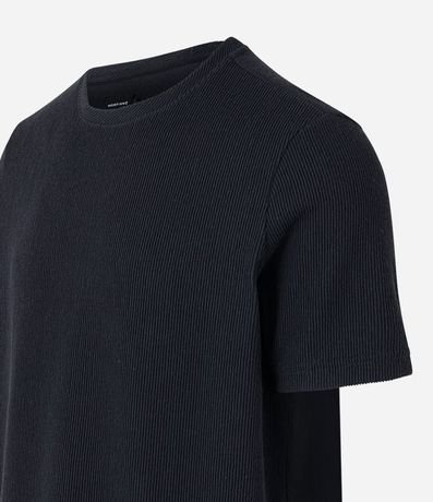Remera Texturizada en Media Malla 6