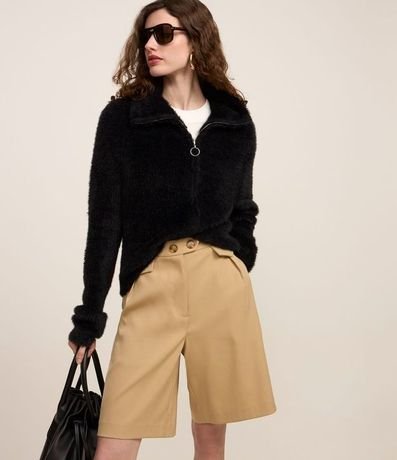 Bermuda Reta Sastrería con Solapas y Pliegues 2