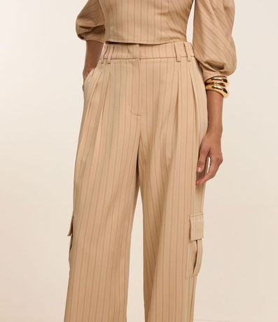 Pantalón Wide Leg Sastrería con Rayas y Bolsillo Cargo 3