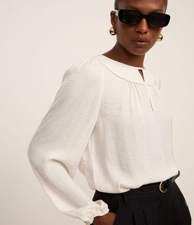 Blusa Satinada con Detalle de Gota Delantero 3