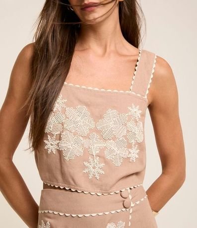 Blusa Cropped sin Manga en Viscolino con Flores Bordadas 3
