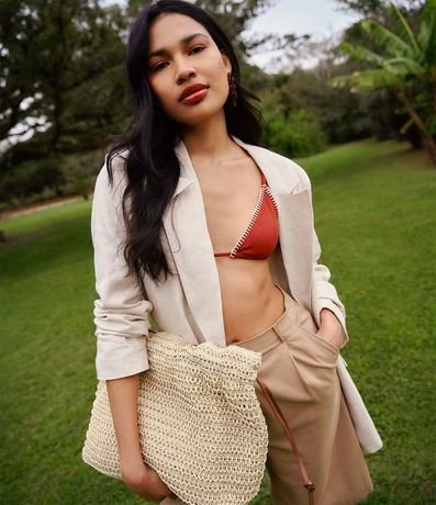 Blazer en Viscolino con Lapelas y Botón Único 1