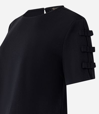 Blusa en Crepé con Lacitos en la Manga 7