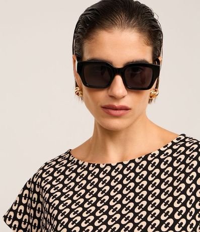 Blusa en Crepé con Contraste Lateral y Estampa Geométrico 4