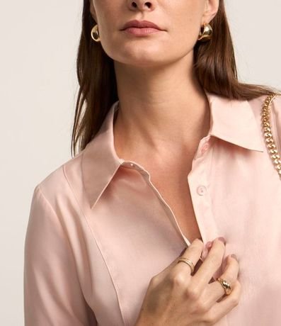 Camisa Satinada en Crepé con Abotonado 4