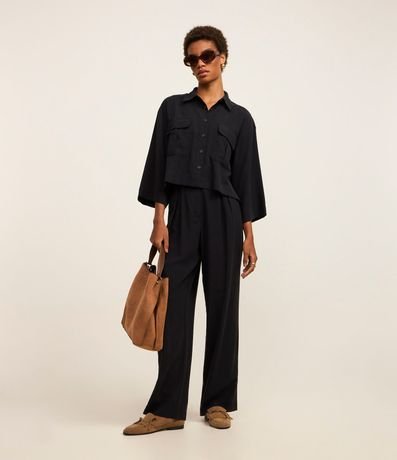 Camisa en Viscosa con Botones y Bolsillos Delanteros 2