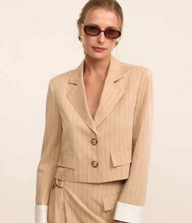 Blazer en Sastrería con Rayas Risca Giz con Bolsos y Detalles en las Mangas 2