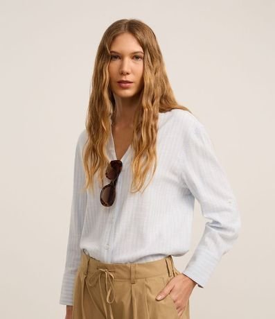 Camisa en Viscolino Rayada con Cuello Padre